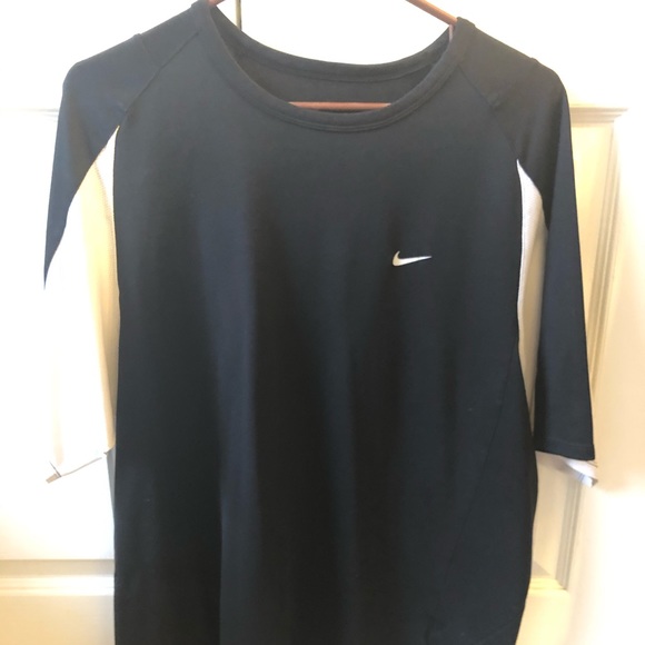Nike Dri Fit Short Sleeve Tee Shirt - Picture 1 of 3